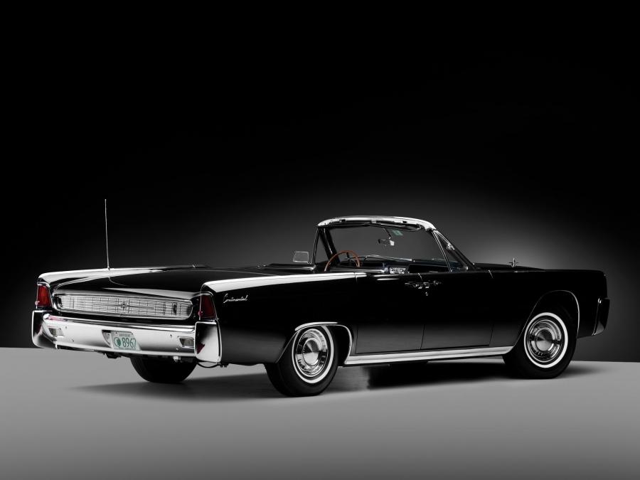  Lincoln Continental Convertible (74A) 1962 года  (фото 31 из 35)